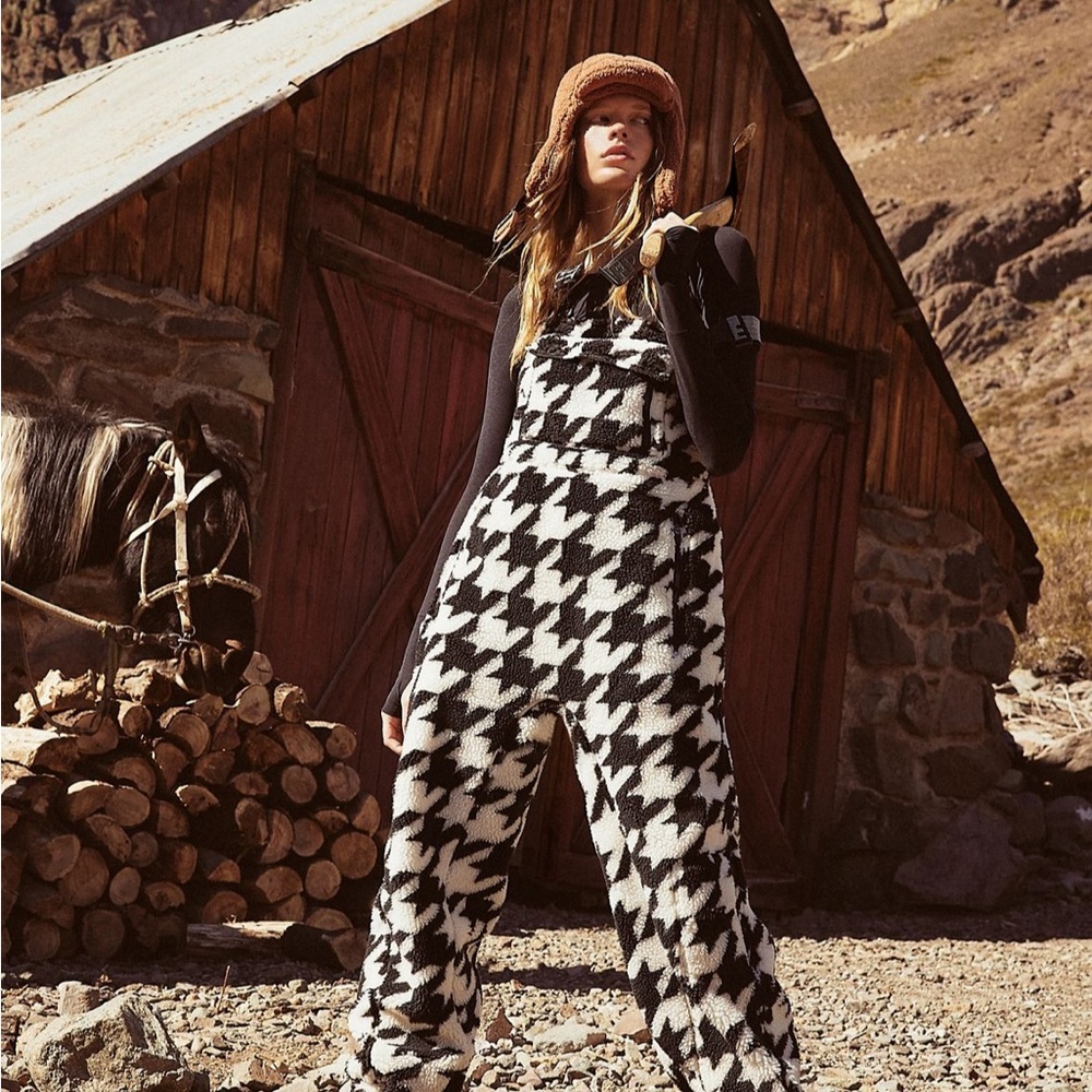 Free people hit the slopes fleece bibs